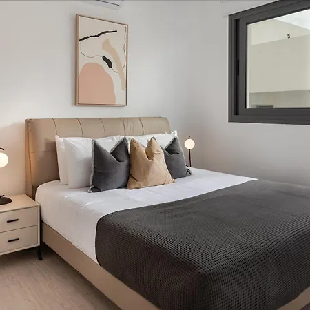 Phaedrus Living Opalia Residences Crystal * Лімасол